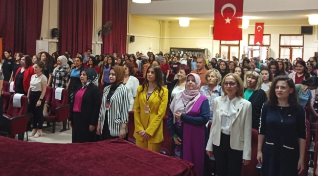 'İnsafa gelin! çocuktan gelin olmaz!'paneli yapıldı