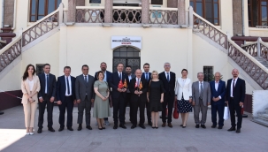 Kuzey Makedonya içişleri bakanı Manisa'da 