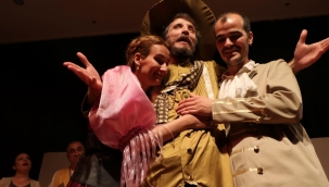  Moliere'nin "Cimri"si Turgutlu'da sahnede