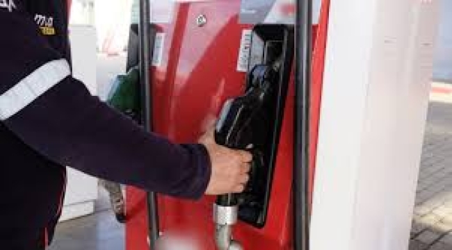 Motorine ve benzine büyük zam geldi
