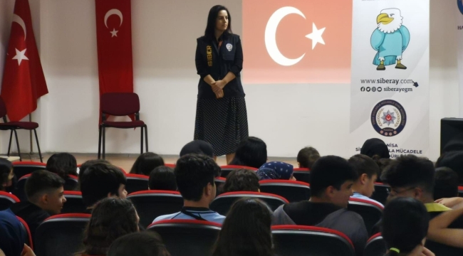 Öğrencilere teknoloji bağımlılığı eğitimi