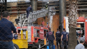 Plastik fabrikasındaki yangın korkuttu