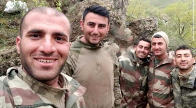 Şehit askerlerimiz hakka yürüdü
