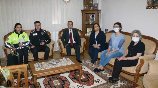 Şehit polis ailesi unutulmadı