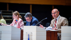 Soyer,: Gördes barajın tabanı delik, tunel çatlak