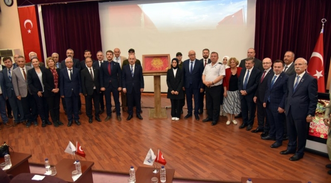 Temsili sancak teslim töreni yapıldı