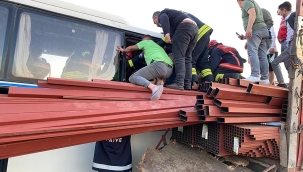 Turgutlu'da kaza 1 kişi öldü,30 kişi yaralandı