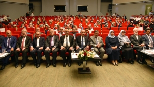 Vali Karadeniz, toplumun inşasında aile paneline katıldı