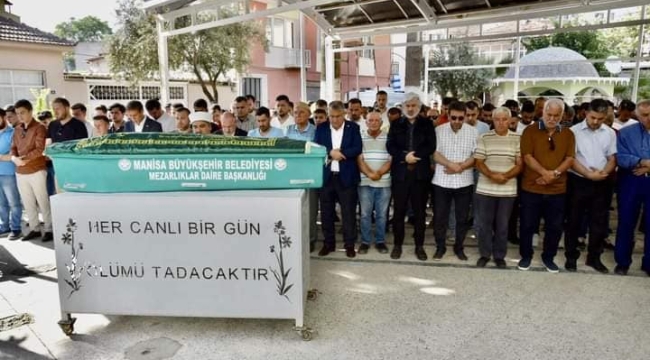 AKP il başkanı Hızlı cenaze törenine katıldı
