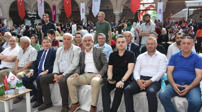 AKP'liler sünnet şölenine katıldı