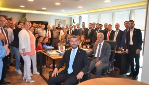 Başkan Akan,70 kişiyle Ankara gitti