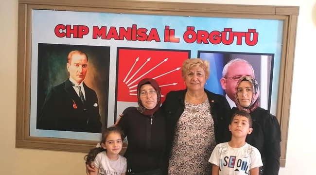 CHP'ye Kazımkarabekir mahallesinden 300 kadın üye oldu