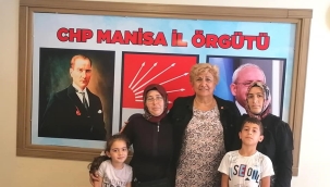 CHP'ye Kazımkarabekir mahallesinden 300 kadın üye oldu