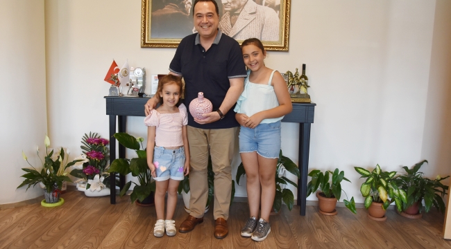 Çocuklardan örnek davranış