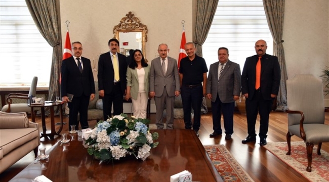 GAMER grup başkanı Aliye Özkan,Manisa'da