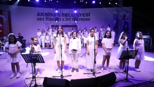 Geleceğin Sanatçıları izleyenleri mest etti