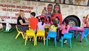 Gezici kütüphane oyun atölyesi Uluderbent'de