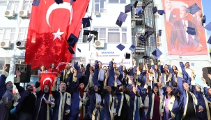 Öğrencilerde mezuniyet mutluluğu