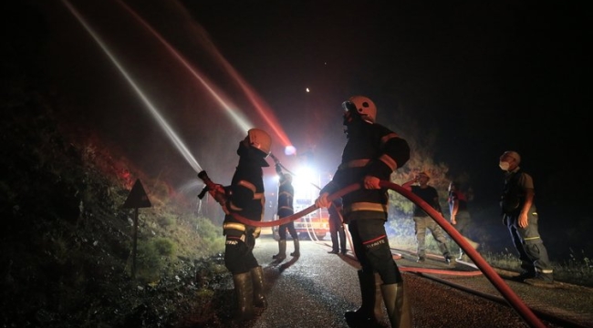 Ruzgar yavaşladı,yangını söndürme hızlandı