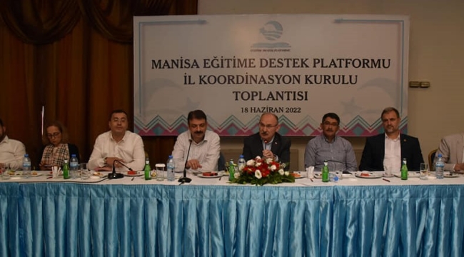 Vali Karadeniz eğitime destek toplantısına katıldı