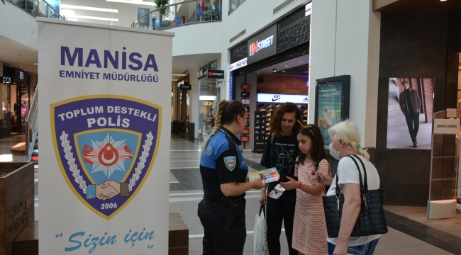 Vatandaşlara bilgi broşürü dağıtıldı