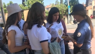 Vatandaşlara eğitici broşür dağıtıldı