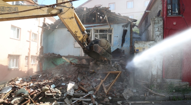 Alaşehirde otopark sorunu çözülüyor