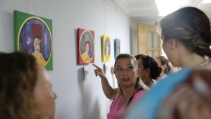 Motifler takıların yer aldığı sergi açıldı