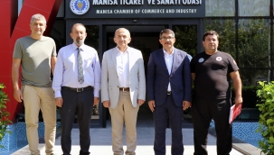 Muay Thai Federasyonu üyeleri Yılmaz'ı ziyaret etti