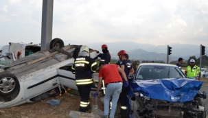 Salihli'de kaza 3 kişi öldü,iki kişi yaralandı