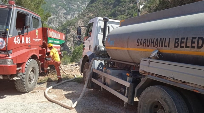 Saruhanlı belediyesi yardım araçları yangın bölgesinde