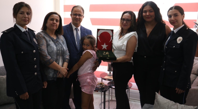 Şehit ailesine bayram ziyareti