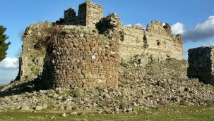 Tarihi yapılarıyla öne çıkan ilçe:Yunusemre