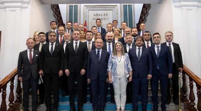 Toplantıya başkan Rona katıldı