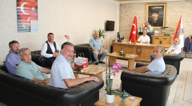 Uslusoy'u ziyaret ettiler