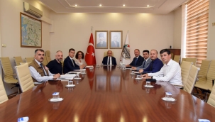 Vali Karadeniz,geri dönüşüm toplantısına başkanlık etti