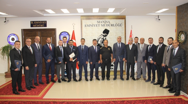 Başarılı personel ödüllendirildi