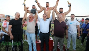 Gümüşalan, Balaban'ı yenerek başpehlivan oldu