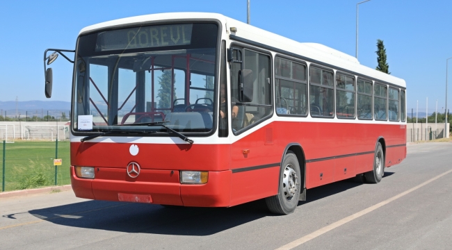 Hediye otobü Akhisar'da