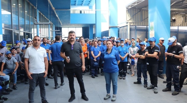 Standart profil işcileri eylem başlattı