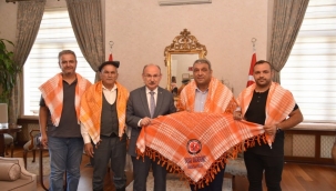 Vali Karadeniz'e bağ bozumu daveti