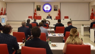 17 kaymakamın katıldığı değerlendirme toplantısı yapıldı