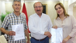 Başarılı emlak danışmanları belgelerini aldı