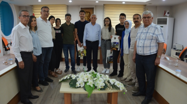 Başarılı öğrencilere Salihli TSO'dan ödül