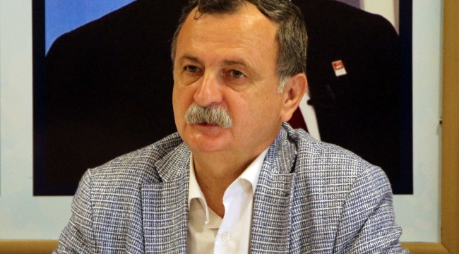 Başkan Balaban"tam bir siyasi çelişki ve döneklik içindedirler''