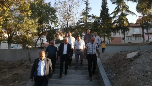 Başkan Bilgin yapımı süren halitpaşa parkında