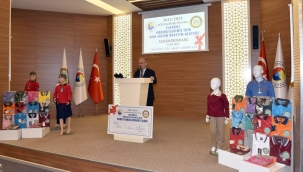 Bin öğrenciye okul kıyafeti desteği