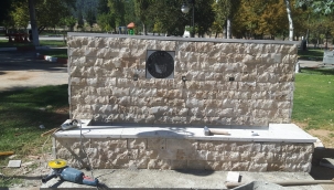 Çeşme yapımı sürüyor