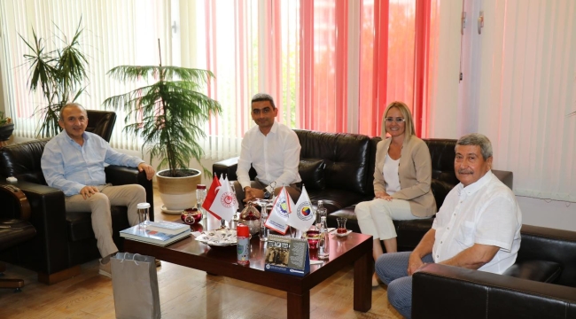 CHP'liler TSO başkanı Yılmaz'ı ziyaret etti