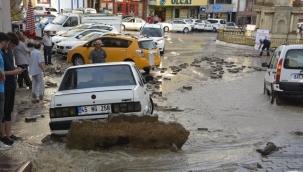 Demirci'de zarar tespiti için kriz masası oluşturuldu
